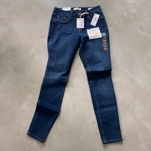 Jessica Simpson jeans